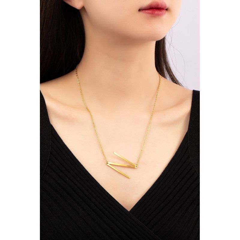 Initial pendant necklace