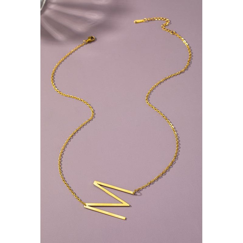 Initial pendant necklace